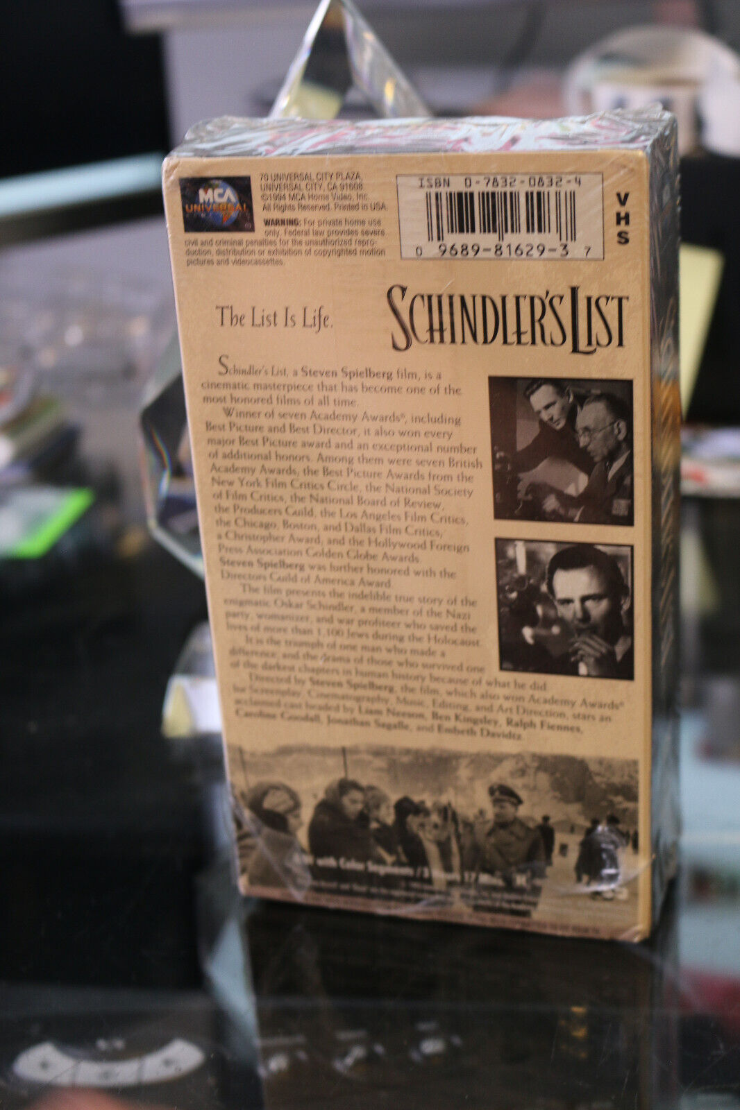 "Schindler'S List" Vhs Movie- Liam Neeson, Ralph Fiennes, Ben Kingsley English