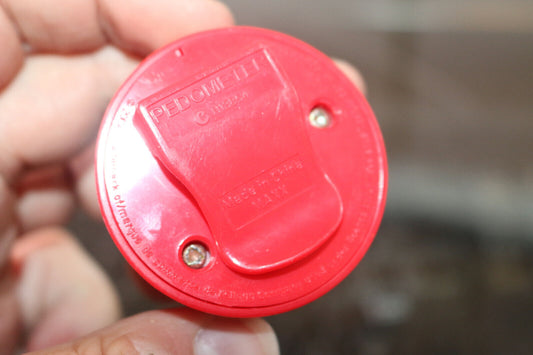 Kellogg'S Pedometers In Tin 2004 Tony,Sam,Snap. Not Tested. Used Cond.