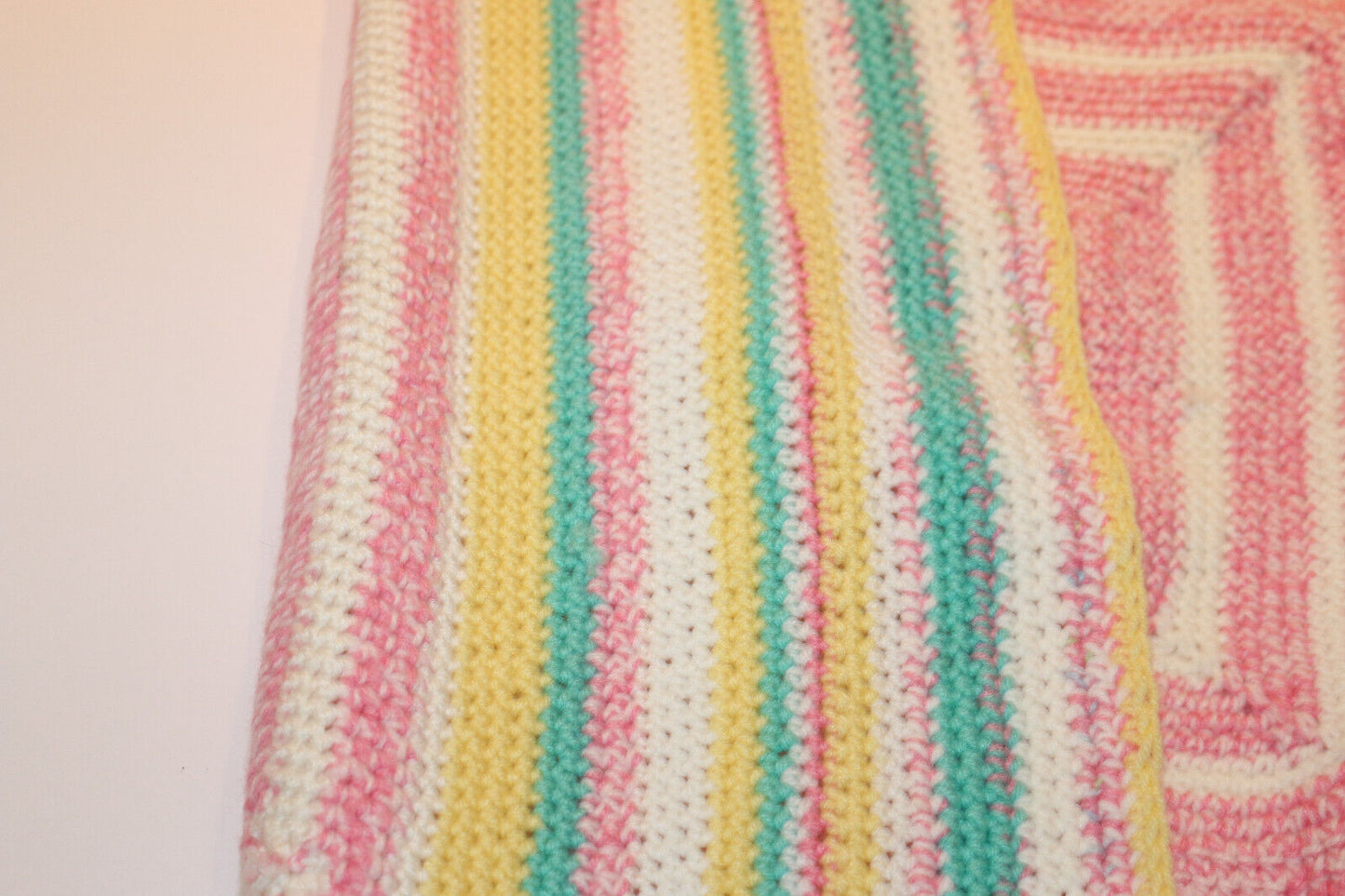 Mandala Crochet Baby Afghan Pink Green Yellow Handmade Couverture