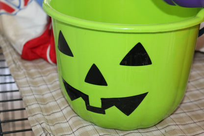 3X  Halloween Colored Pumpkin Jack O Lantern Trick Or Treat Bucket Toys