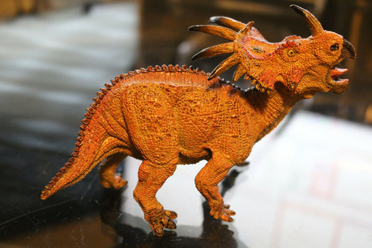 2005 Papo 55020 Styracosaurus 5 1/2In Dinosaurs Figure Toy Dino Collectible