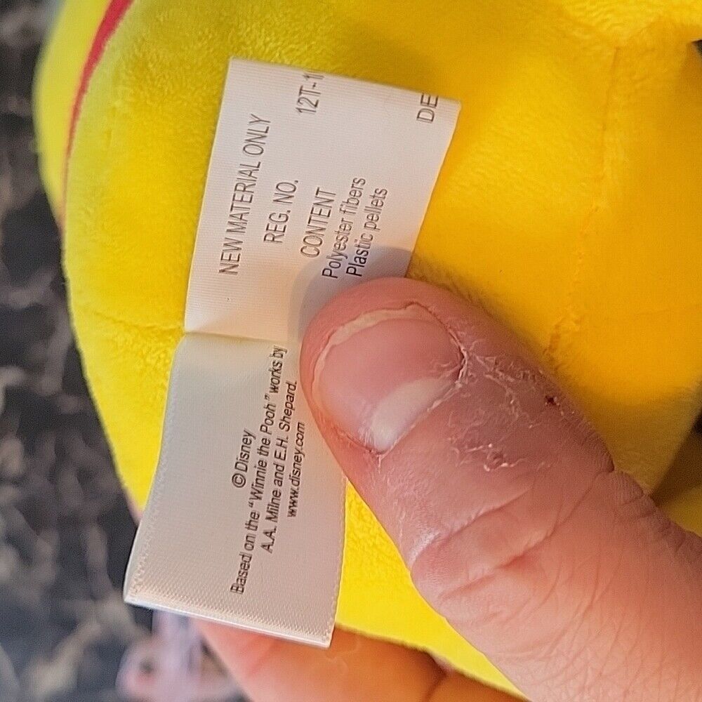 Hallmark 9" Disney Winnie The Pooh Stuffed Plush It'S Yourdaybee Happy Birthday