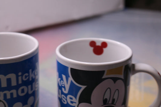 2X Smiling Mickey Mouse Disney Mugs Cup Collectible Cute Breakfast Coffee Tasse