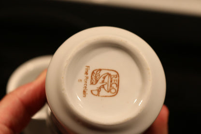 2X Vintage Rare The Nabob Coffee Co. Porcelain Coffee Mugs