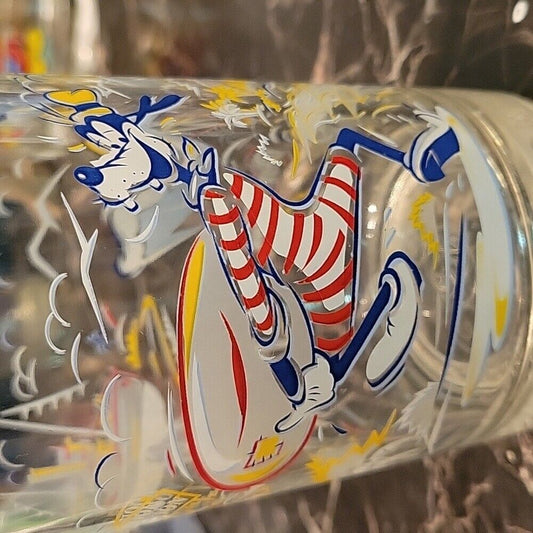 Walt Disney World Goofy 25Th Anniversary Cup Typhoon Lagoon Glass
