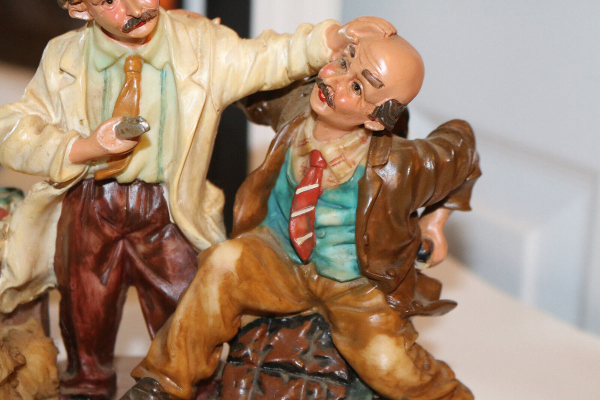 Porcelaine De Capodimonte Barbier, Client Statue Coiffeur Heritage Collection