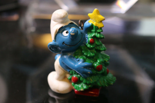 Vtg Schleich Peyo Smurf Holiday 51901 Pvc Hugging Christmas Tree Ornament Figure