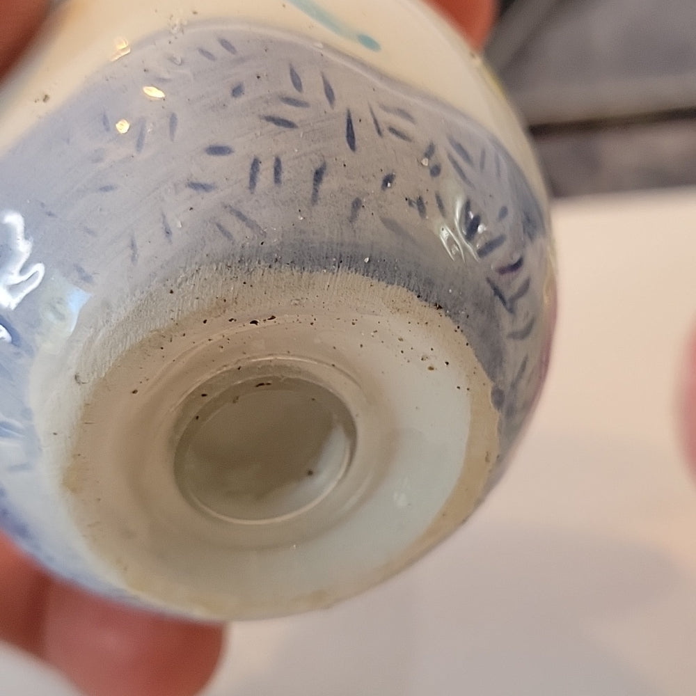 Easter Eggs Salt & Pepper Dinnerware Middle Table Ceramic Collectible