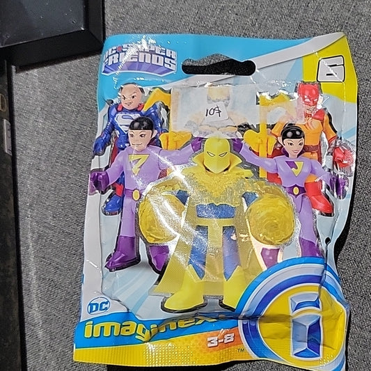 Dc Super Friends Imaginext 3-8 Fisher-Price 2018 Action Figure Sealed Toy In Bag