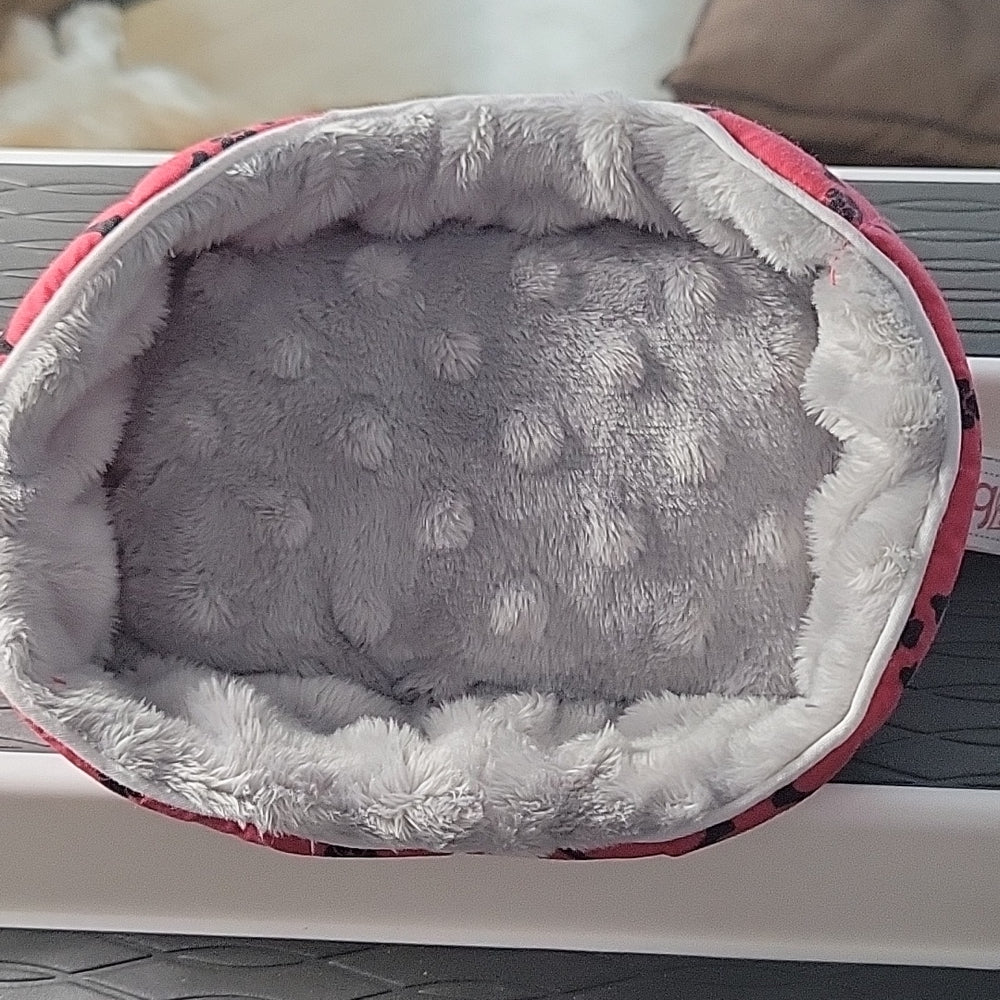 Battat Og Dolls Toy Pet Dog Bed Red And Black 6X4.5 Inches & Small Puppies Hound