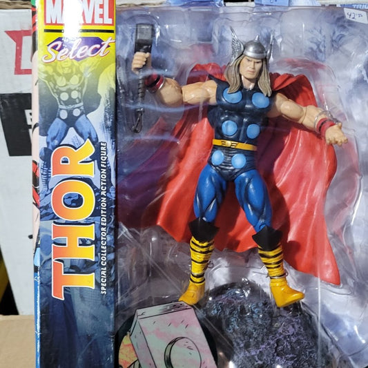 Diamond Marvel Select Thor Action Figure Disney Store Exclusive 2012 Avengers