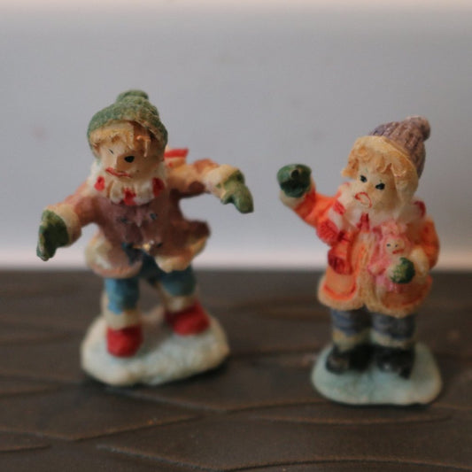 Large Pieces Christmas Village Figurine Lot People Accessories Figures Lot #2
