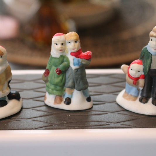 Large Pieces Christmas Village Figurine Lot People Accessories Figures Lot Of 3