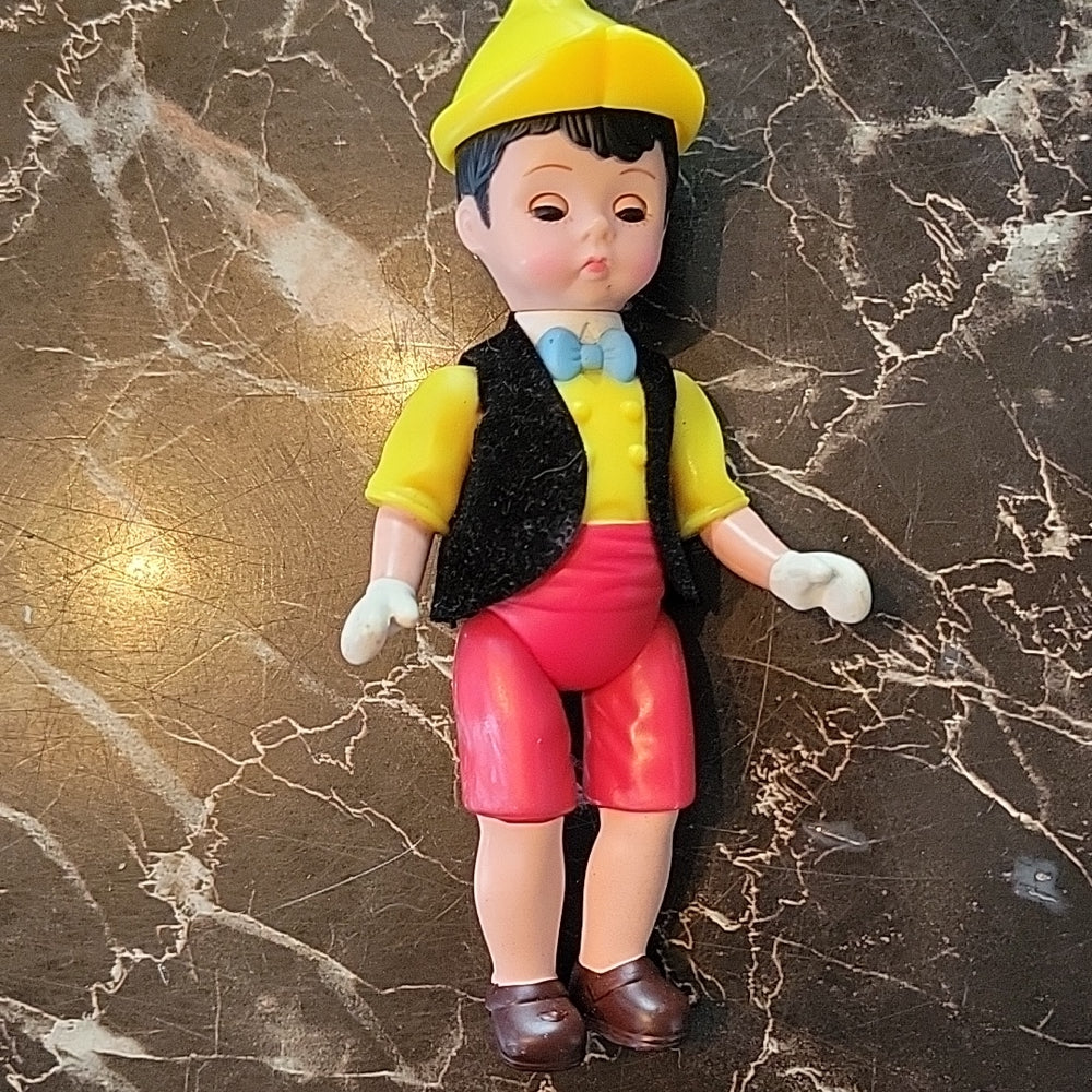 2004 Mcdonald'S Happy Meal Toy Madame Alexander Pinocchio Doll Disney Omniphustoys 2004 Mcdonald'S Happy Meal Toy Madame Alexander Pinocchio Doll Disney Omniphustoys