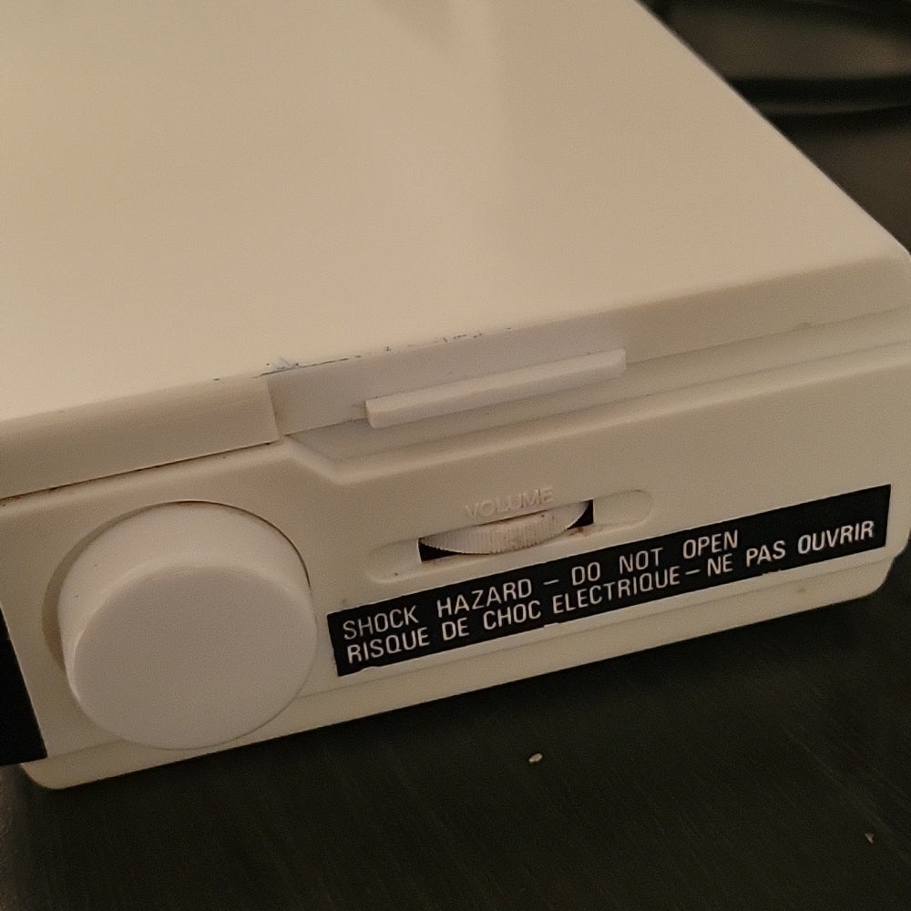 Clock Pulser Dual Alarm A.M/F.M Radio Model 44-2199-2 Hard To Find Vintage 1980S