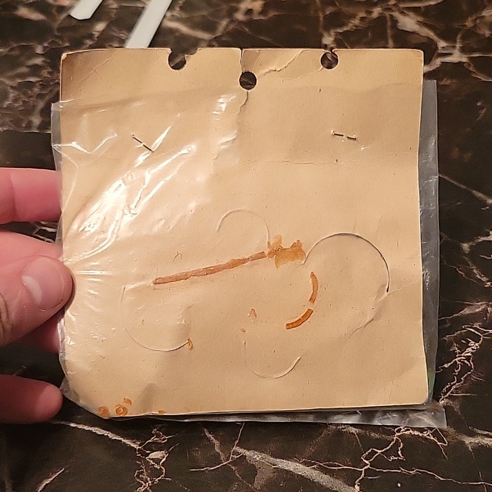 1960'S Long Range Water Pistol Toy Yellowgun Vintage Rare Sealed On Card 0.10