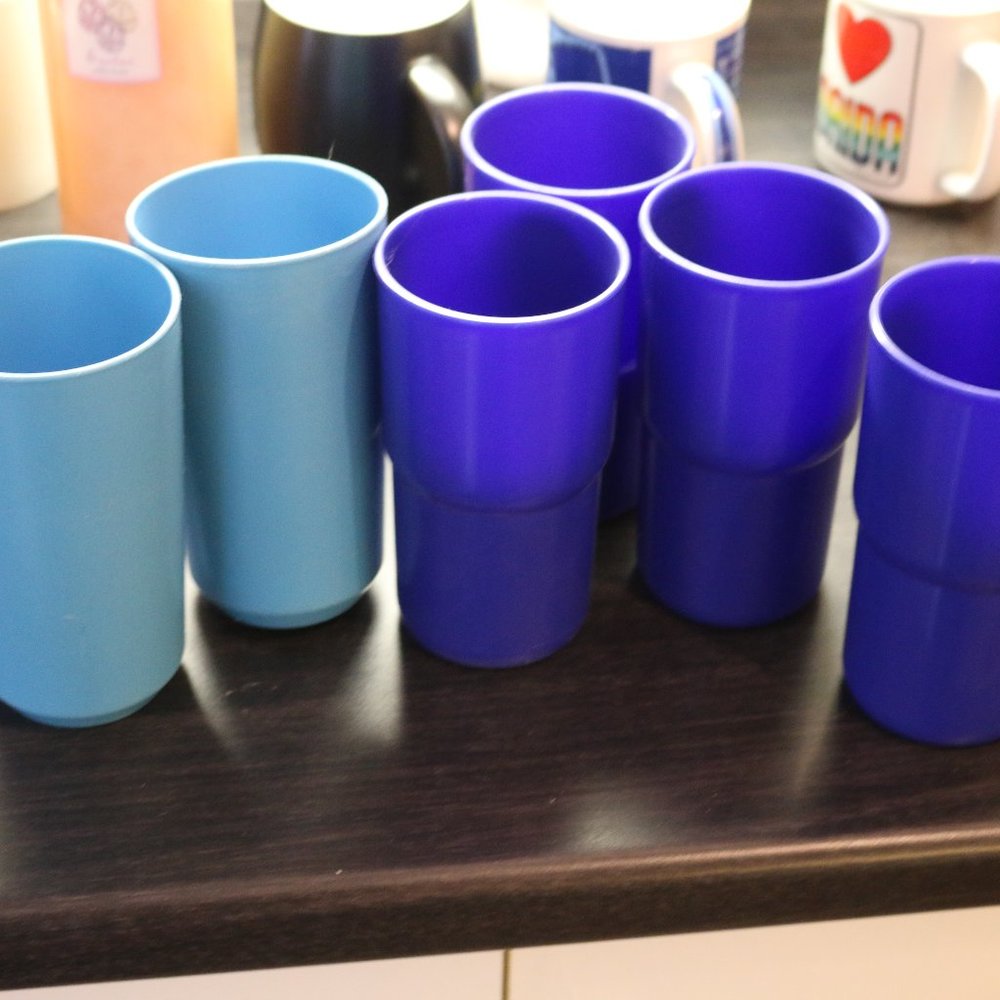 Tupperware Blue Tumblers Cups Stackable 12 Oz. Set of 4