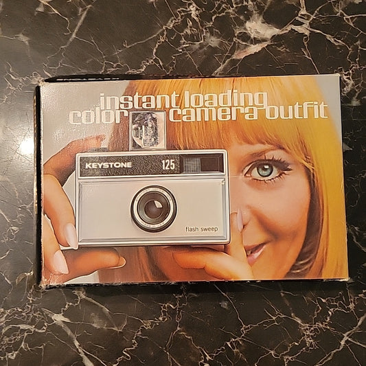 Instant Loading Color Camera Outfit Keystone 125 In Box W/ 3 Flash