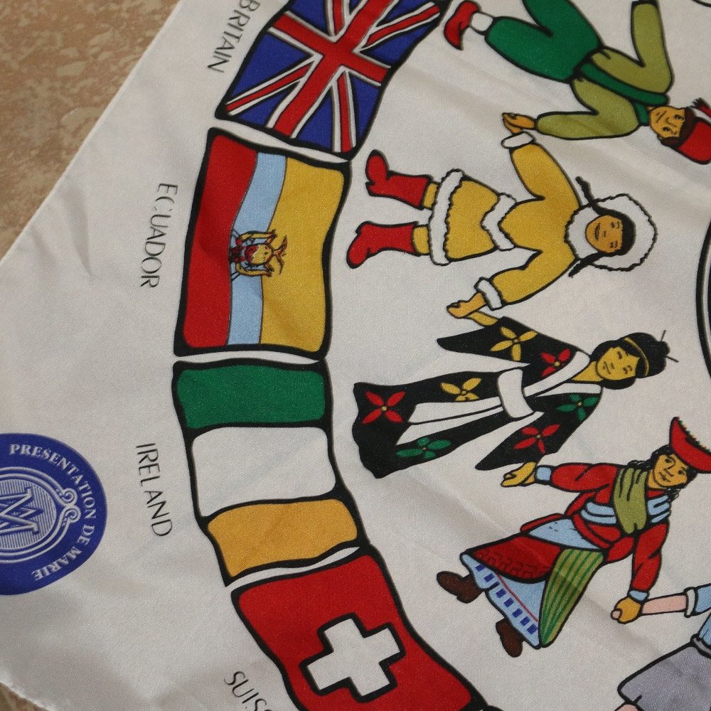 Rare World Flag Children Of The World Country Peace Hand In Hand Multilanguage F