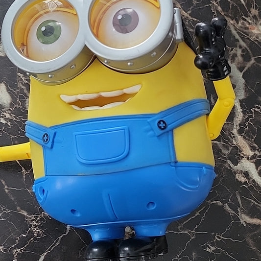 Electronic Talking Minion Bob Despicable Me Thinkway Toys Gru Yellow