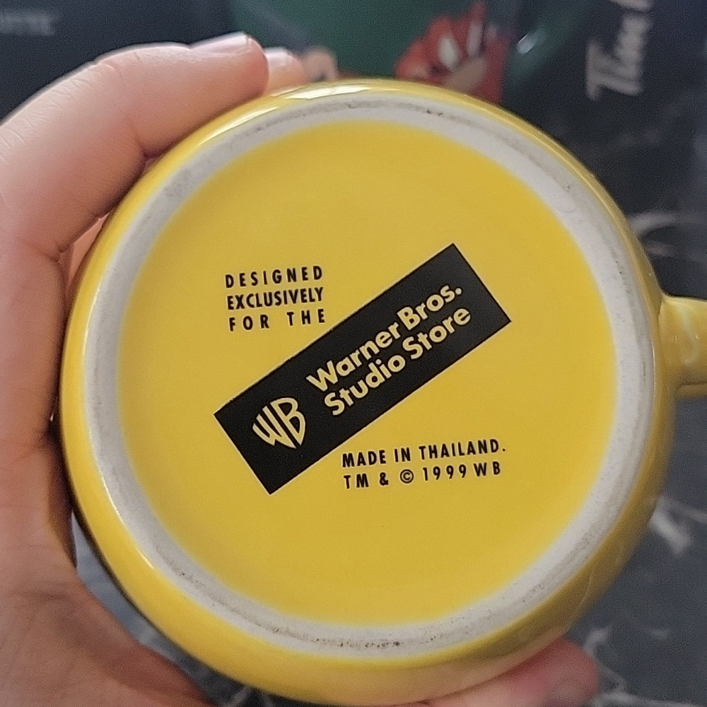 Mug - Warner Bros. Movie World - Looney Tunes Tweety - Ceramic - Yellow Cup