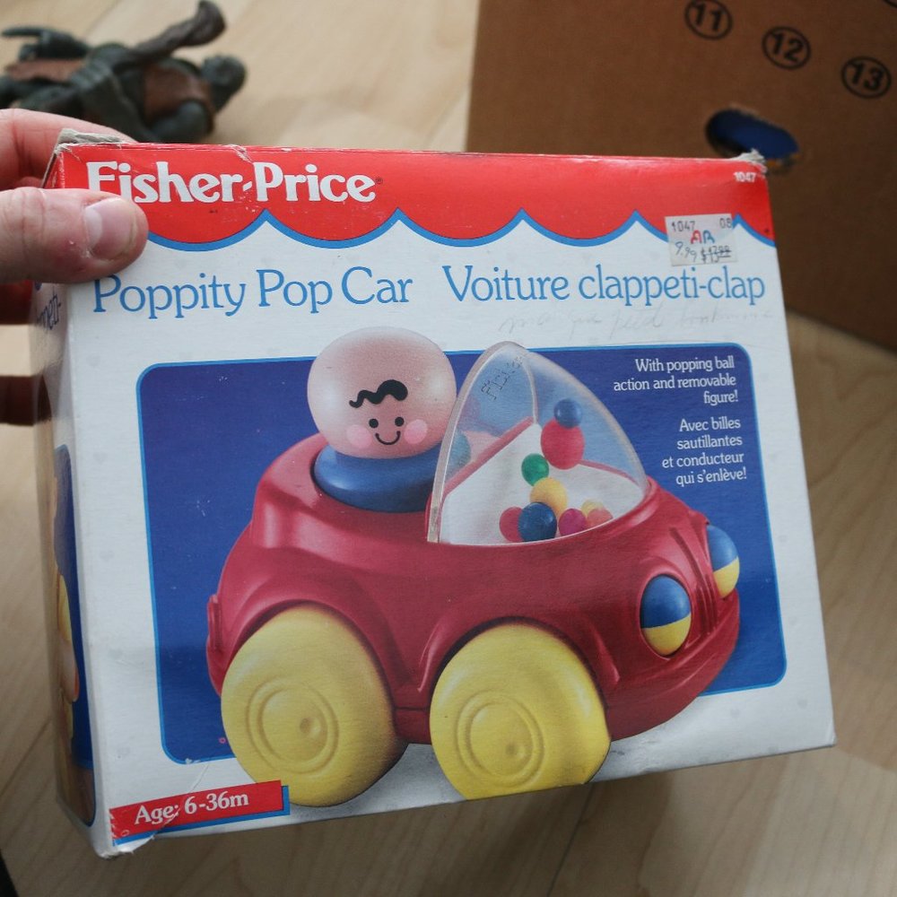 Vtg 1992 Fisher Price Poppity Pop Car In Box 2 Figures
