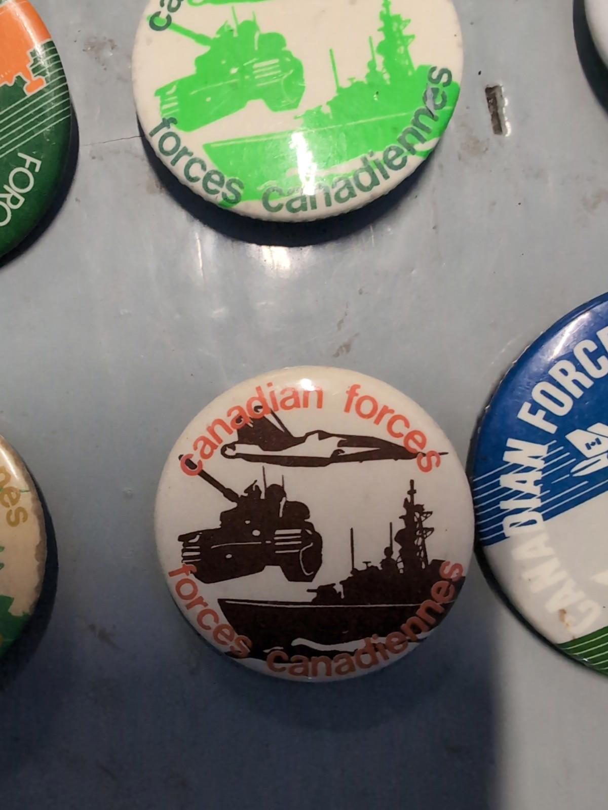 Vintage Canadian Forces Pinback Buttons Lot Military  Army Navy Air Force Lot #1