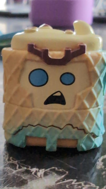 Transformers Botbots Disgusto Desserto Series 3 Spoiled Rottens 2019 figure