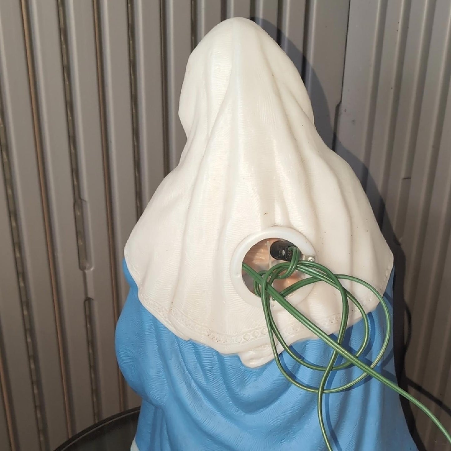 Nativity Scene Figurine with Blue and White Robes