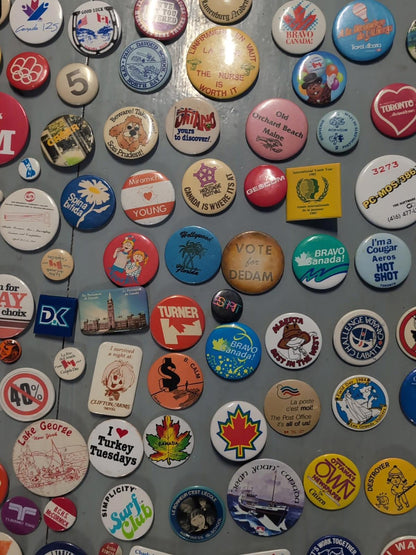 Vintage Pinback Button Lot Canada & USA – Political, Tourism, Advertising 100pcs