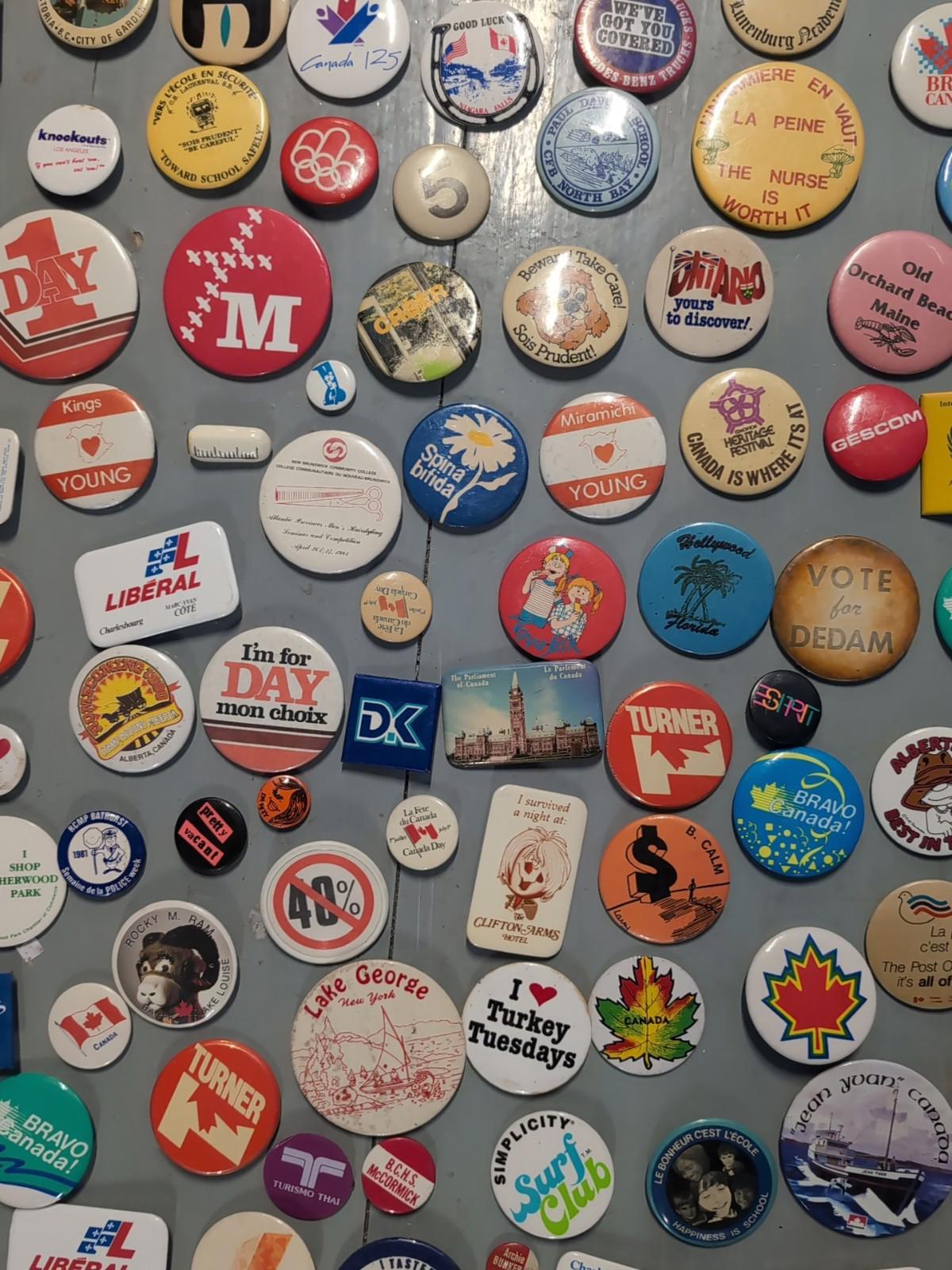 Vintage Pinback Button Lot Canada & USA – Political, Tourism, Advertising 100pcs