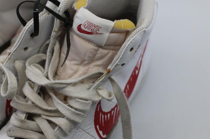 Size US 9.5 - Nike Blazer Mid vintage white 77 Sketch - Red