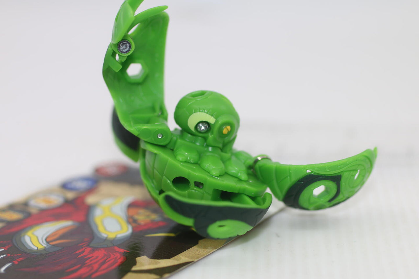 Bakugan Deka Octogan Spin Master 3cm Transforming Figure Rare Green