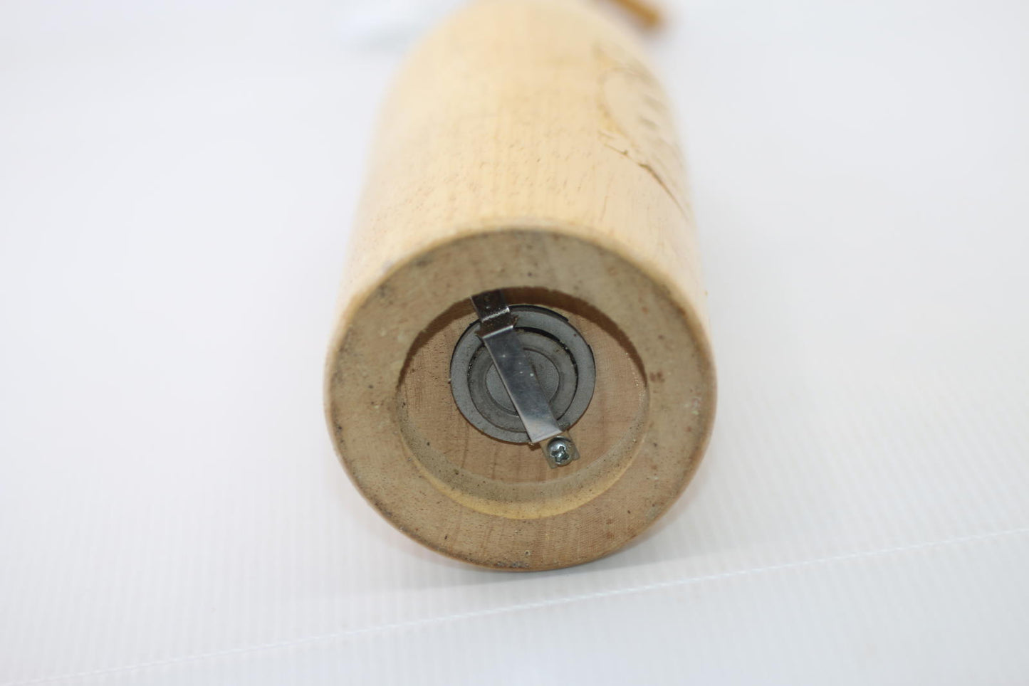 Wooden Domaine des 4 Poivres Bottle-Shaped Pepper Mill
