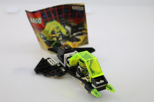 Lego Blacktron Space: Super Nova Ii (6832) - Complete Instructions & Minifigure