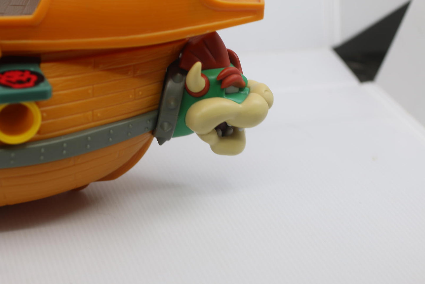 Super Mario Bowser's Airship Toy Figure