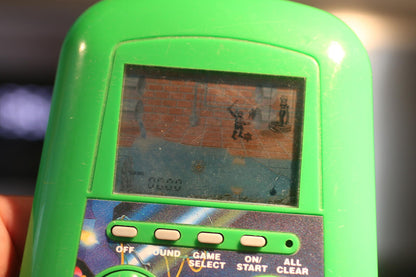 Teenage Mutant Ninja Turtles Handheld LCD Console Konami 1989 TESTED & WORKS
