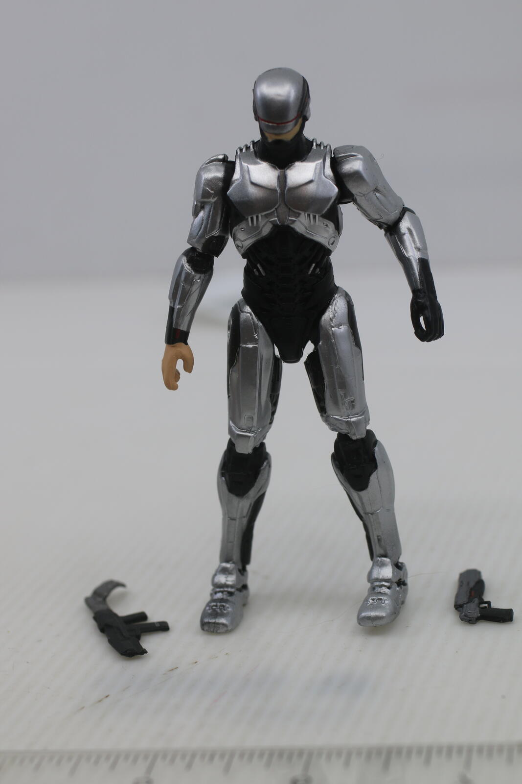 Robocop 6" Action Figure 1.0 Light Action Silver Variant by Jada Toys 2014 Movie