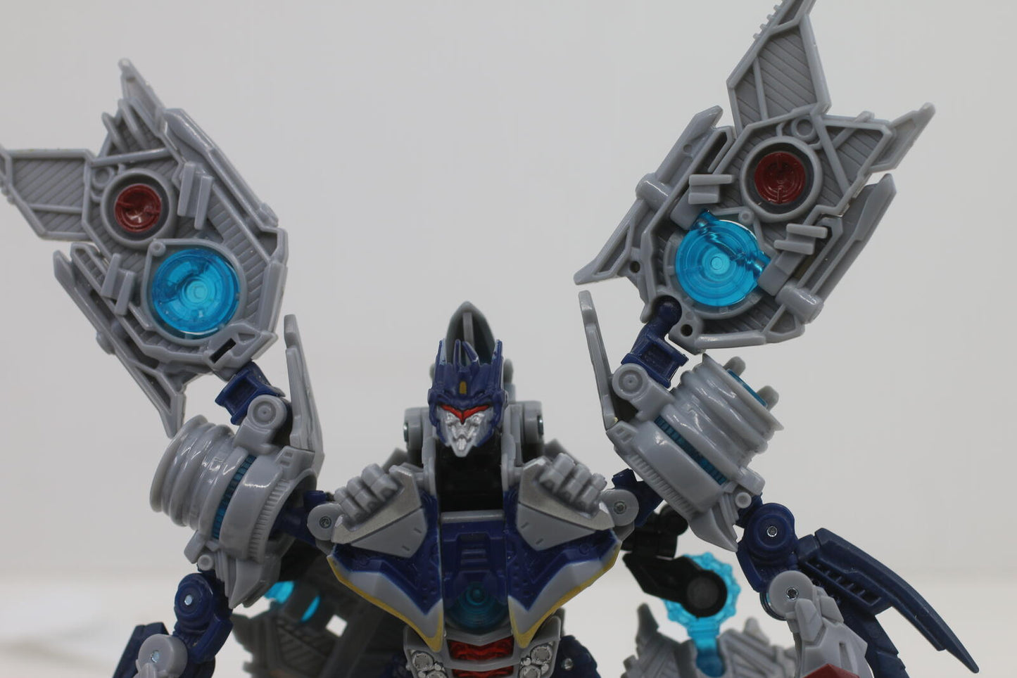 Transformers Revenge of the Fallen Soundwave Deluxe Class Action Figure toy 2008