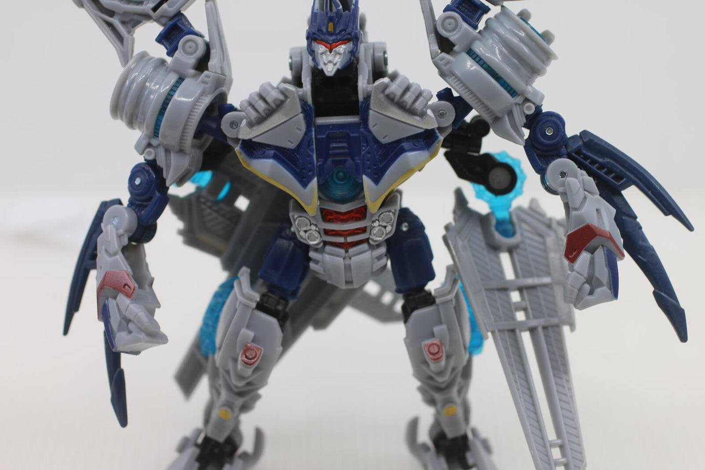 Transformers Revenge of the Fallen Soundwave Deluxe Class Action Figure toy 2008