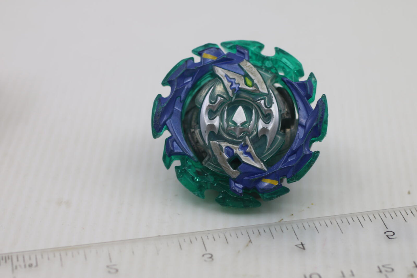 Beyblade Burst Turbo Slingshock Battle Top Emperor Forneus F4 Vertical-L Yard-SL