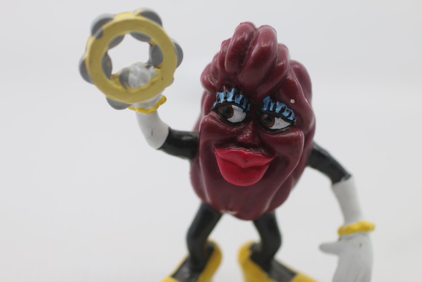 California Raisins, Ms. Marvelous with Yellow and Yellow Shoes, 2 1/2" Tall