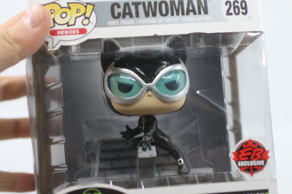 New Funko Pop DC Super Villains Deluxe Jim Lee Catwoman GameStop Exclusive #269