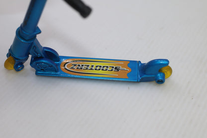 2001 Wendy’s Finger Scooter Kids Meal Toy