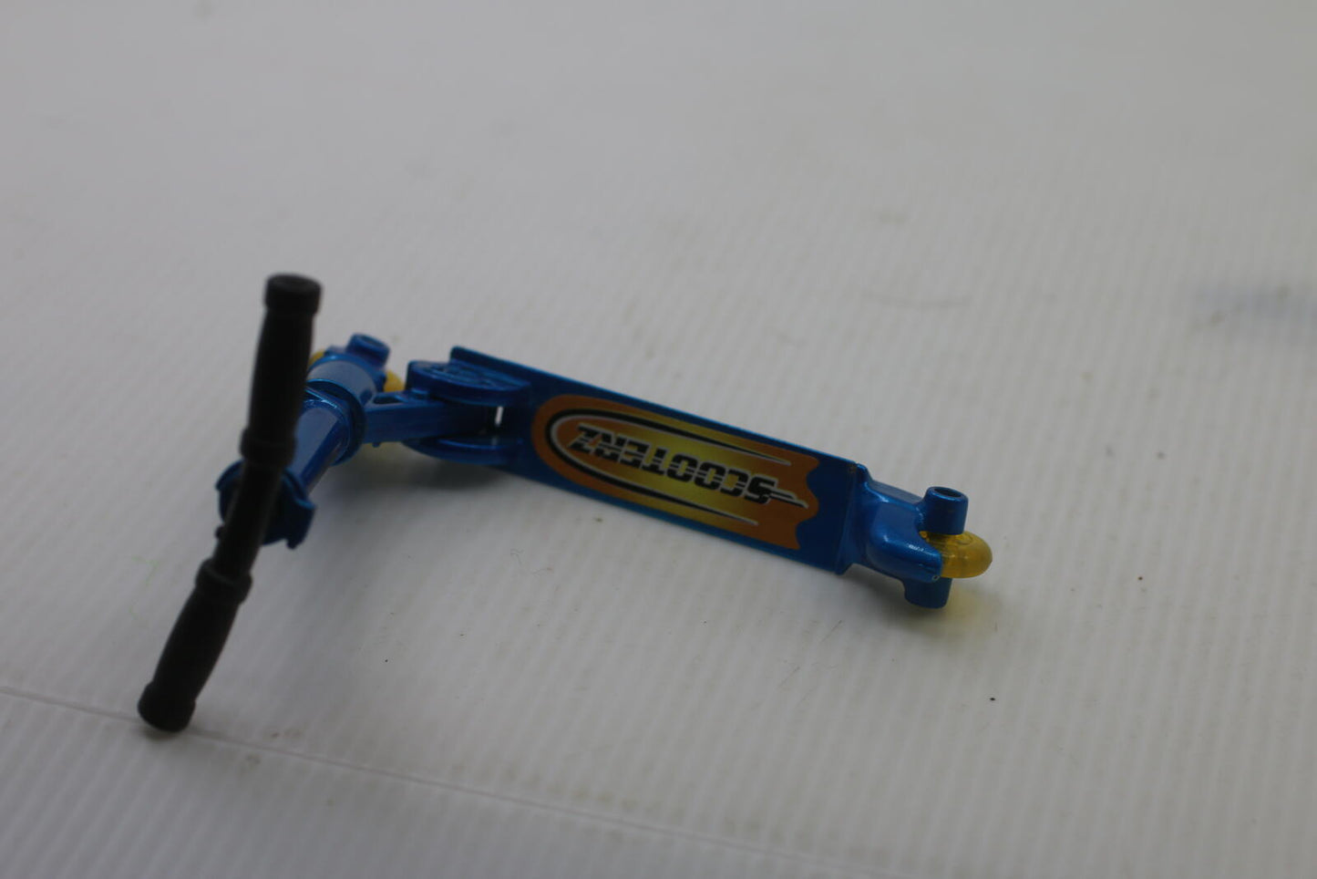 2001 Wendy’s Finger Scooter Kids Meal Toy