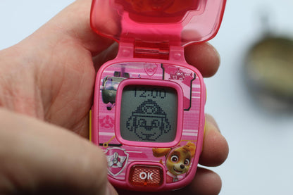 Paw Patrol Kids Digital Watch Pink speaking French parle en français