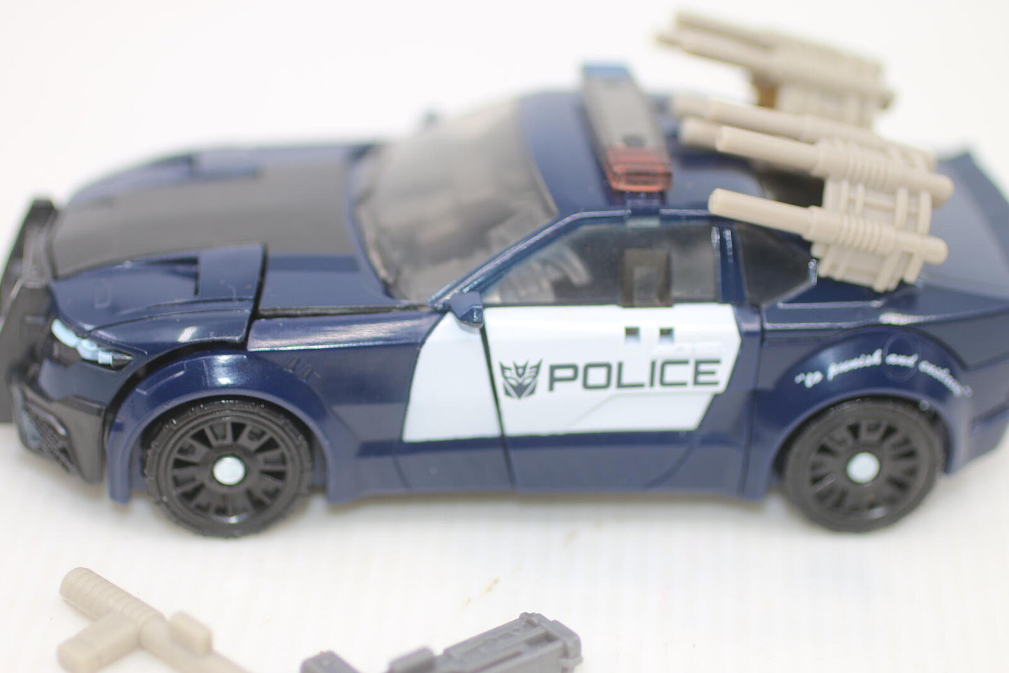 Transformers Barricade Complete TLK Deluxe Class The Last Knight