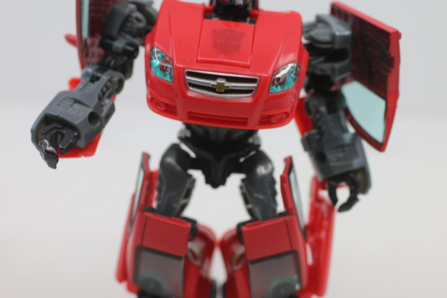 Transformers classic Universe Autobot Swerve Chevy Aveo Robot in disguise 2007