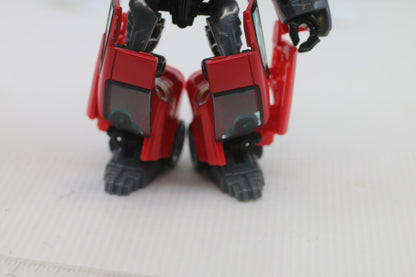 Transformers classic Universe Autobot Swerve Chevy Aveo Robot in disguise 2007