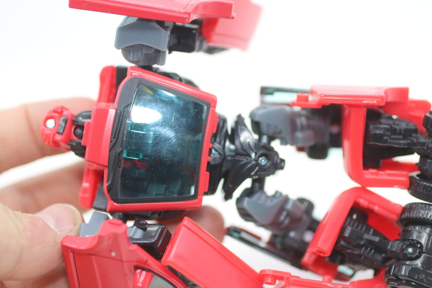 Transformers classic Universe Autobot Swerve Chevy Aveo Robot in disguise 2007